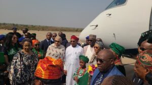 Read more about the article Nigeria’s First Lady Arrives in Ilorin for Project Inauguration, Unity Flyover Named After Emir of Ilorin