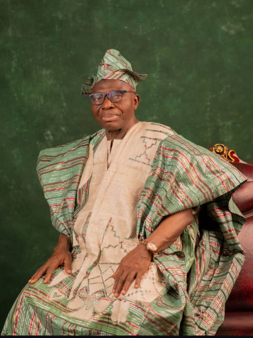 Kwara Billionaire Stuns State with ₦20m Gift, Full Scholarships for Top Pupils
