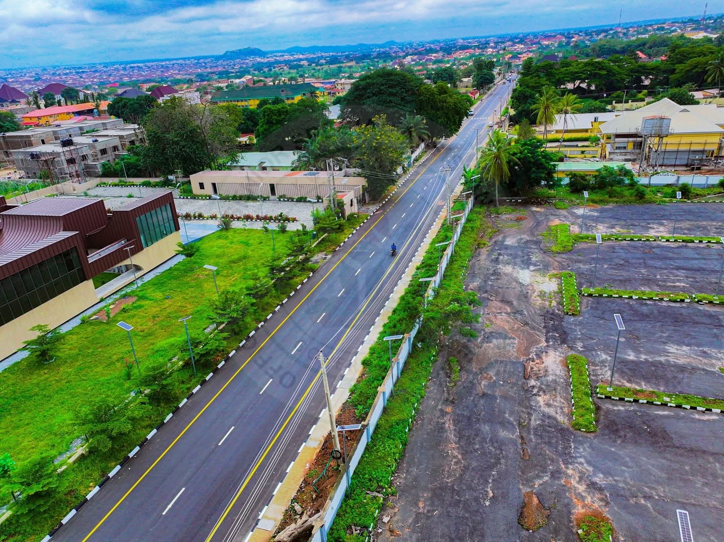 AbdulRazaq Upgrades Saadu Alanamu Road in Ilorin G.R.A.